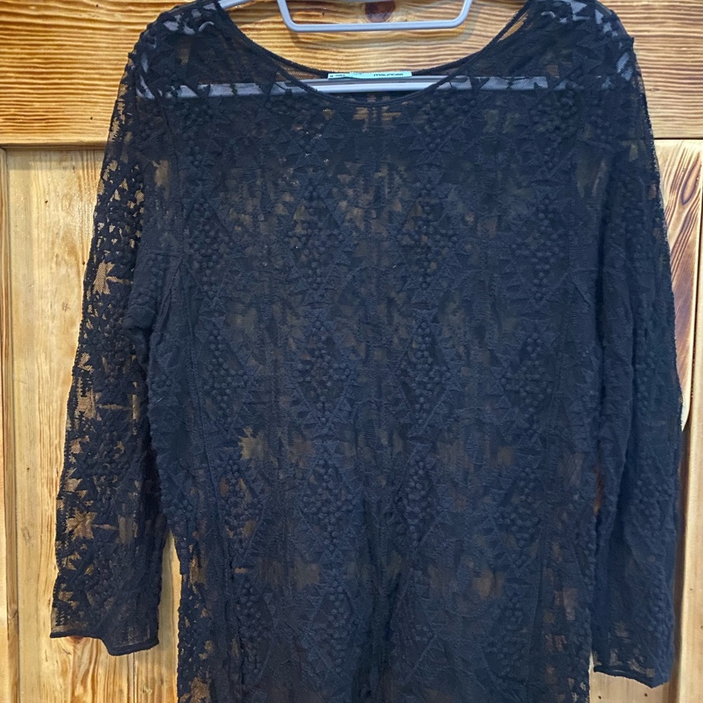 Sheer Maurices blouse size M